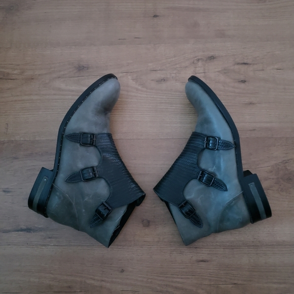 FRĒDA SALVADOR Leather Ankle Boots - Picture 4 of 16